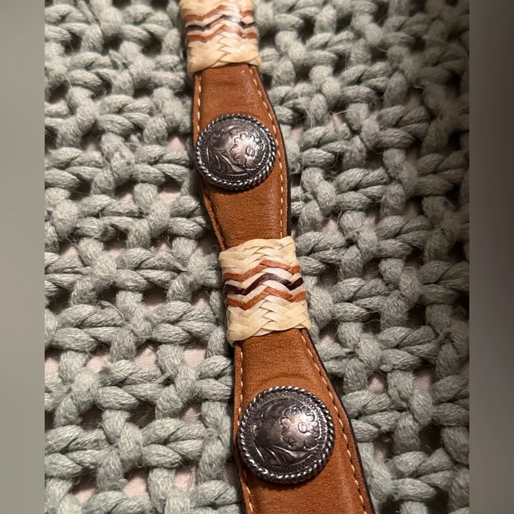 Vintage Kids Tony Lama Western style Leather Belt With Silver Medallions Size 22